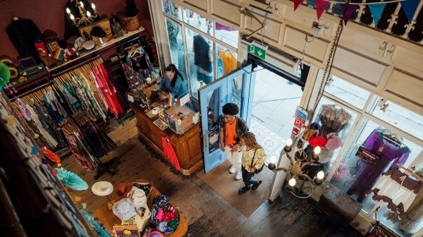 Apparel sector 600 335